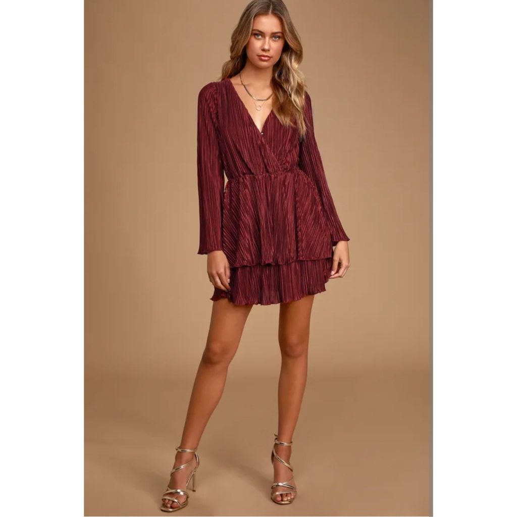 Lulus Close To You Burgundy Long Sleeve Pleated Dress Size Xs